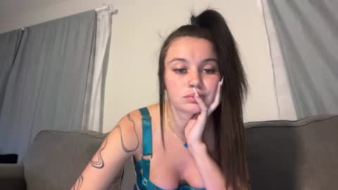 Snapshot of paytonpeachy chatting on 07-20-26, 05:44 Payton Peach online show from 07-20-26, 05:44