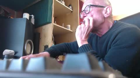 pc8474408 online show from 04-21-26, 12:33