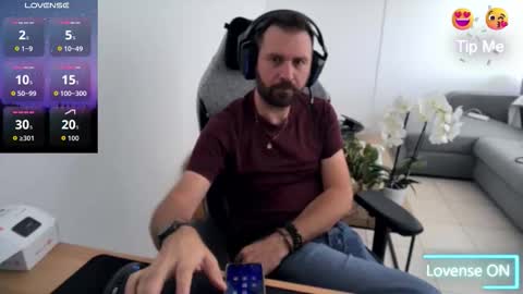 Snapshot of pc92160 chatting on 10-26-25, 12:11 pc92160 online show from 10-26-25, 12:11