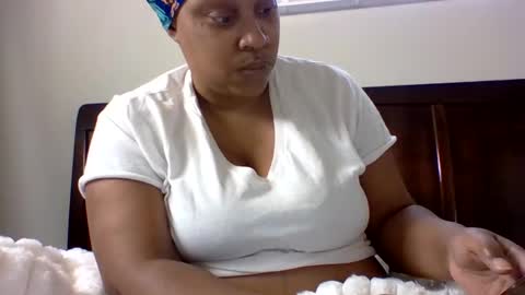 Snapshot of pcaring86 chatting on 03-19-26, 12:42 pcaring86 online show from 03-19-26, 12:42