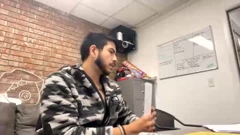 Pete online show from 11-12-25, 05:46