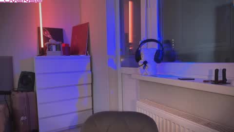 Snapshot of peaceful_oblivion chatting on 01-29-25, 05:13 Sandra Next Stream pm MSK 5 pm UTC1pm EDT online show from 01-29-25, 05:13