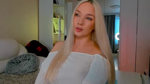 peachju1cy online show from 09-26-25, 05:33