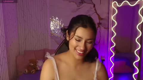 peachy_tay online show from 03-16-26, 11:47