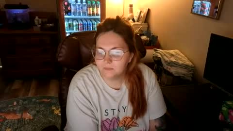 Snapshot of peachyheat98 chatting on 06-12-26, 12:31 Peachyheat98 online show from 06-12-26, 12:31