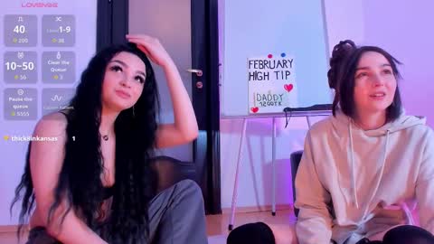 Snapshot of peanaughty chatting on 02-20-26, 08:38 Kate online show from 02-20-26, 08:38