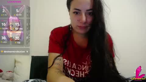 Snapshot of pearl_3 chatting on 01-11-25, 04:16 Pearl online show from 01-11-25, 04:16