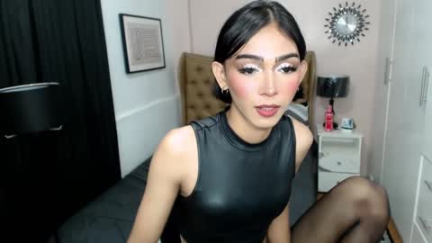 Pearl online show from 02-12-25, 04:23