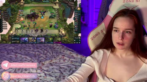 Snapshot of pearlprincess_ chatting on 02-01-25, 02:37 Adelina online show from 02-01-25, 02:37