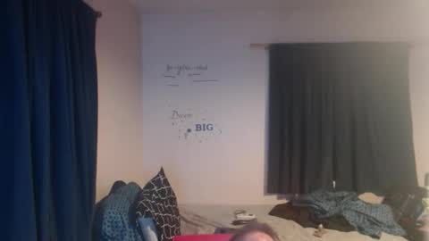 Snapshot of pecker40 chatting on 05-14-26, 01:56 pecker40 online show from 05-14-26, 01:56