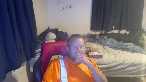 Snapshot of pecker40 chatting on 05-19-26, 12:38 pecker40 online show from 05-19-26, 12:38
