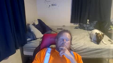 Snapshot of pecker40 chatting on 05-22-26, 12:51 pecker40 online show from 05-22-26, 12:51