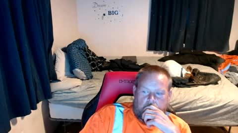 Snapshot of pecker40 chatting on 07-03-26, 01:12 pecker40 online show from 07-03-26, 01:12