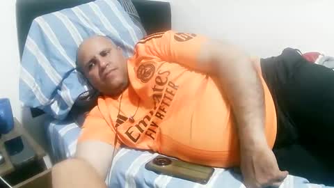 Snapshot of pedrofalfan chatting on 11-12-25, 03:40 Pedro online show from 11-12-25, 03:40