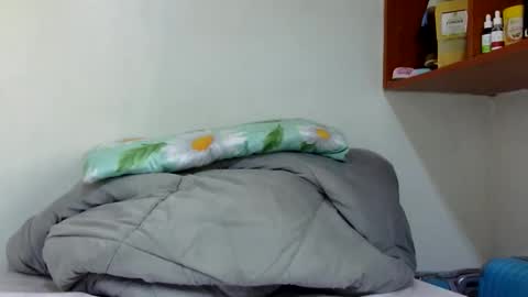 Snapshot of peekyshams chatting on 10-02-25, 10:00 peekyshams online show from 10-02-25, 10:00