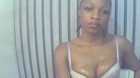 Lizzy online show from 11-30-25, 09:46