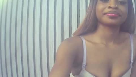 Lizzy online show from 12-05-25, 02:03