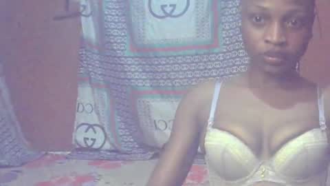 Lizzy online show from 01-18-26, 09:07