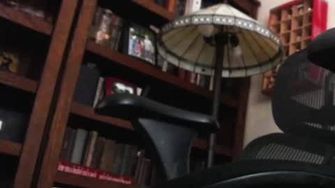 Snapshot of pem1650 chatting on 02-11-25, 07:27 pem1650 online show from 02-11-25, 07:27