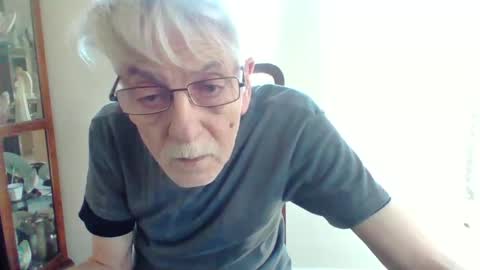 Snapshot of pem1650 chatting on 09-24-25, 06:22 pem1650 online show from 09-24-25, 06:22