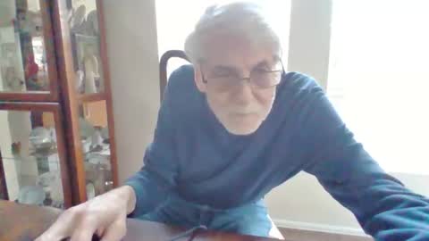 Snapshot of pem1650 chatting on 11-24-25, 11:04 pem1650 online show from 11-24-25, 11:04