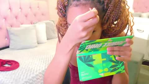 Snapshot of peneelopeecute chatting on 07-10-26, 07:05 peneelopeecute online show from 07-10-26, 07:05