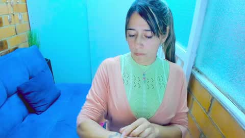 Snapshot of penelope47 chatting on 12-14-24, 07:25 Penelope online show from 12-14-24, 07:25