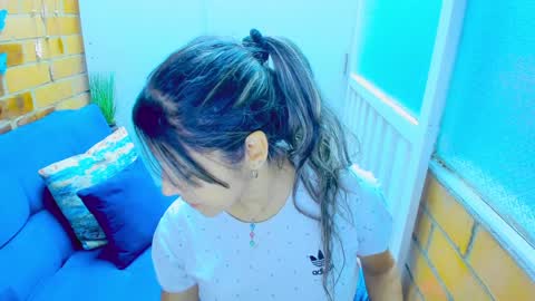 Snapshot of penelope47 chatting on 01-25-25, 06:57 Penelope online show from 01-25-25, 06:57