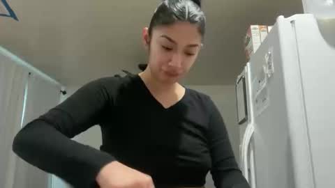 Snapshot of penelopeinwonderland chatting on 02-03-26, 12:53 penelopeinwonderland online show from 02-03-26, 12:53