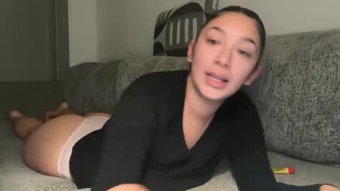 Snapshot of penelopeinwonderland chatting on 02-03-26, 02:53 penelopeinwonderland online show from 02-03-26, 02:53