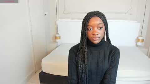 Snapshot of peneloperush4 chatting on 11-07-25, 12:05 peneloperush4 online show from 11-07-25, 12:05