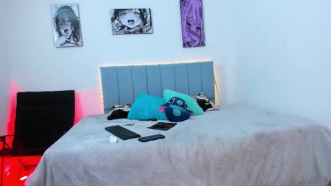 Snapshot of penelopestar_2 chatting on 09-19-25, 04:14 penelope online show from 09-19-25, 04:14