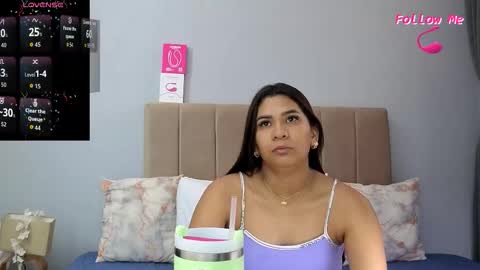 penelophe01 online show from 01-11-26, 02:33