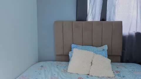 penelophe01 online show from 04-01-26, 06:49