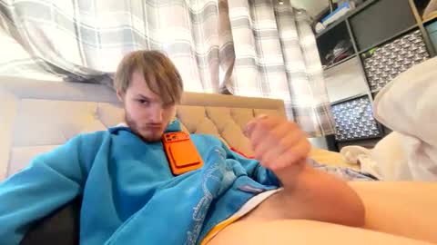 Penguin online show from 02-22-26, 03:43