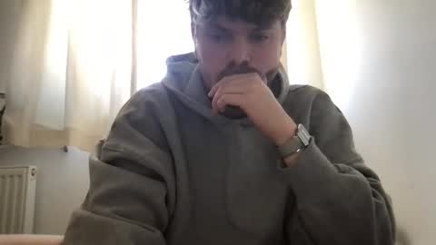 Snapshot of pennguin00 chatting on 03-22-26, 01:14 pennguin00 online show from 03-22-26, 01:14