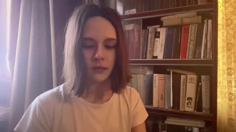 Snapshot of pennilinko chatting on 03-21-26, 04:39 Alya online show from 03-21-26, 04:39