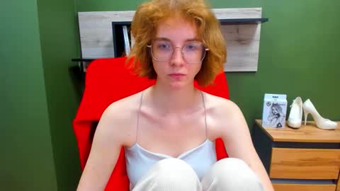 Snapshot of penny_lust chatting on 09-11-25, 06:35 Penny online show from 09-11-25, 06:35