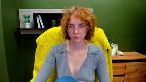 Snapshot of penny_lust chatting on 09-24-25, 06:28 Penny online show from 09-24-25, 06:28
