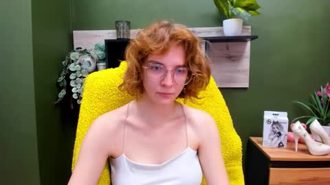 Snapshot of penny_lust chatting on 10-16-25, 06:47 Penny online show from 10-16-25, 06:47