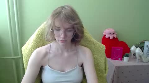 Snapshot of penny_lust chatting on 11-06-25, 07:42 Penny online show from 11-06-25, 07:42