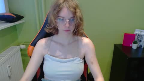 Snapshot of penny_lust chatting on 12-01-25, 07:46 Penny online show from 12-01-25, 07:46