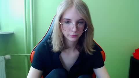 Penny online show from 03-24-26, 07:35