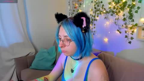 Snapshot of penny_stanley chatting on 09-12-25, 02:44 penny online show from 09-12-25, 02:44