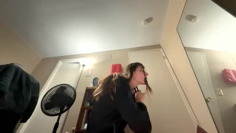 Snapshot of penutbuttajelllytime chatting on 02-09-26, 04:16 Penutbuttajelllytime online show from 02-09-26, 04:16