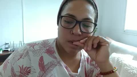 Snapshot of pepitt45 chatting on 04-17-26, 02:31 Megan online show from 04-17-26, 02:31