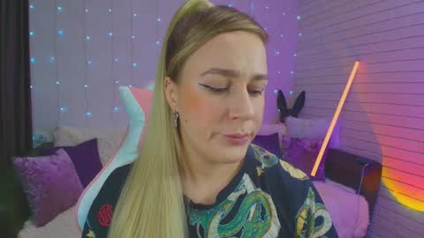 Dia  online show from 02-03-25, 10:54