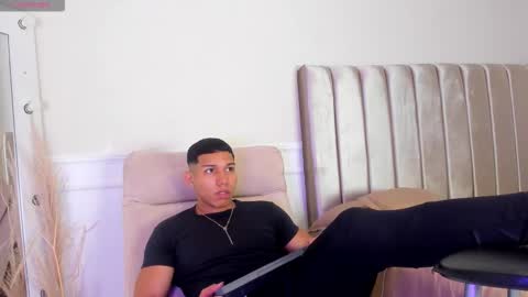 Snapshot of percy_god chatting on 09-16-25, 12:11 percy_god online show from 09-16-25, 12:11