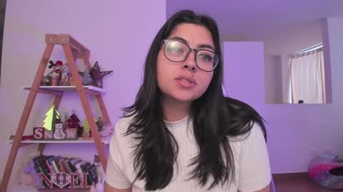 Snapshot of perfect__ana chatting on 01-09-25, 11:14 Sarah Ana Banana online show from 01-09-25, 11:14