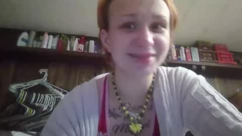 Snapshot of perfectly222peachy chatting on 12-18-25, 10:43 perfectly222peachy online show from 12-18-25, 10:43